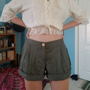 Green paper bag style shorts size 6